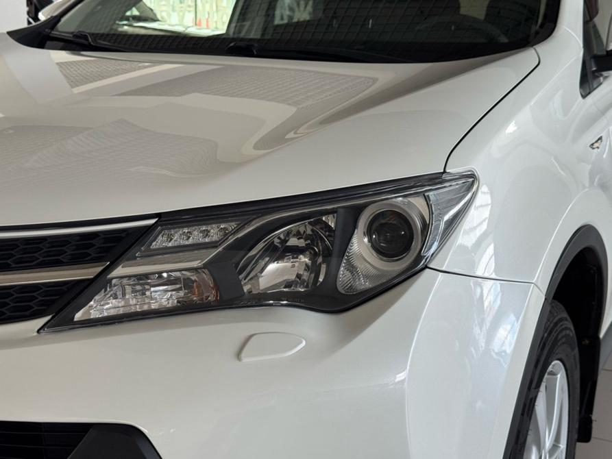 Toyota RAV4 IV (XA40) Челябинск  - изображение 9