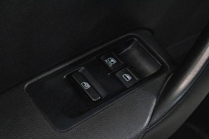 Volkswagen Polo V с пробегом 2013 года, цена 599 000 рублей, 181162 км, седан, Автокод Объявления
