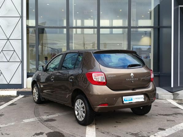 Renault Sandero II Рестайлинг с пробегом 2018 года, цена 949 000 рублей, 59525 км, хэтчбек, Автокод Объявления