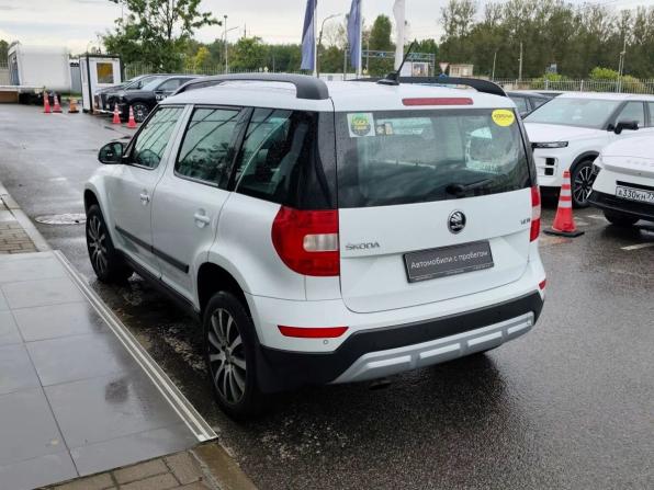 Skoda Yeti I Рестайлинг с пробегом 2017 года, цена 1 250 000 рублей, 221401 км, внедорожник, Автокод Объявления
