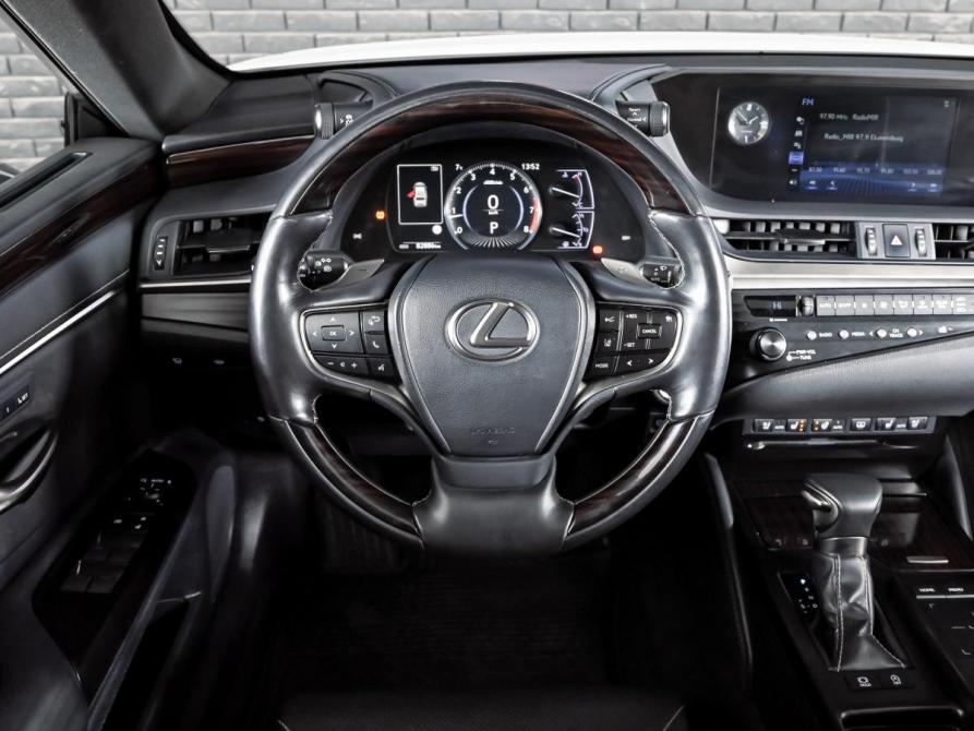 Lexus ES VII Екатеринбург  - изображение 12