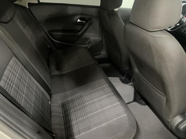 Volkswagen Polo V Рестайлинг с пробегом 2017 года, цена 1 350 000 рублей, 154336 км, седан, Автокод Объявления