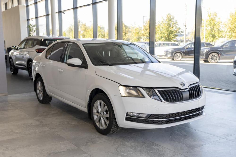 Skoda Octavia III (A7) Рестайлинг Ростов-на-Дону  - изображение 1