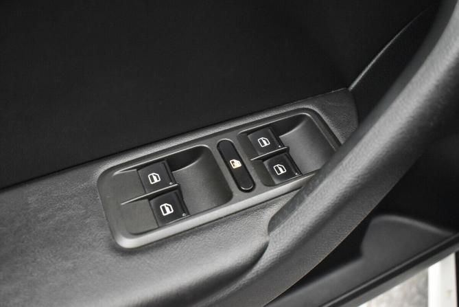 Skoda Yeti I Рестайлинг с пробегом 2014 года, цена 1 095 000 рублей, 138982 км, внедорожник, Автокод Объявления