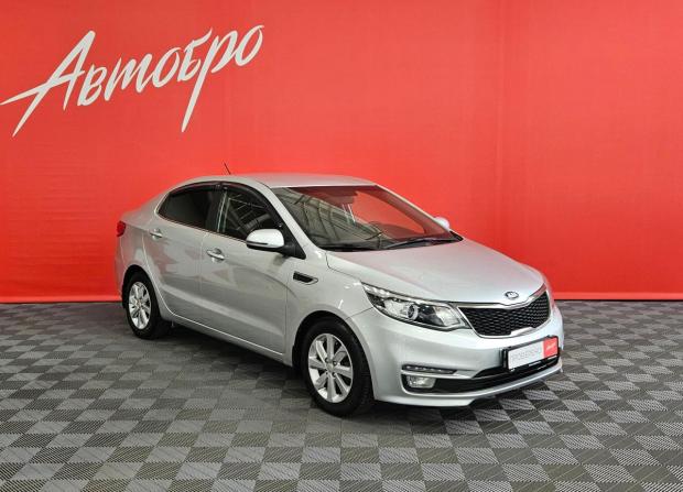 Kia Rio III Рестайлинг с пробегом 2015 года, цена 1 049 000 рублей, 158702 км, седан, Автокод Объявления