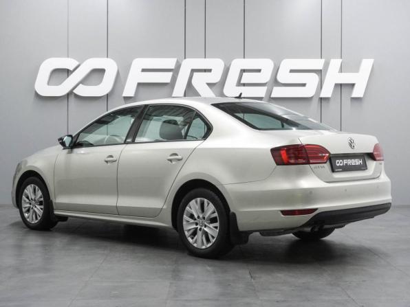 Volkswagen Jetta VI Рестайлинг с пробегом 2014 года, цена 1 378 000 рублей, 87640 км, седан, Автокод Объявления