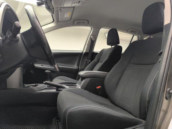 Toyota RAV4 IV (XA40) Рестайлинг с пробегом 2019 года, цена 2 732 000 рублей, 96550 км, внедорожник, Автокод Объявления