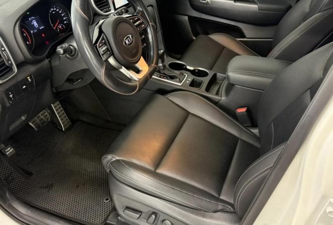 Kia Sportage IV Рестайлинг с пробегом 2019 года, цена 2 380 000 рублей, 92498 км, внедорожник, Автокод Объявления