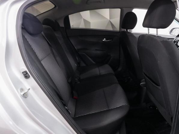 Kia Rio IV Рестайлинг с пробегом 2020 года, цена 1 439 000 рублей, 134135 км, седан, Автокод Объявления