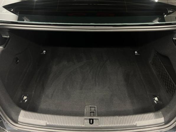 Audi A6 IV (C7) Рестайлинг с пробегом 2018 года, цена 2 279 000 рублей, 194056 км, седан, Автокод Объявления