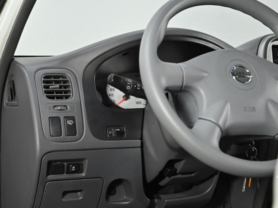 Nissan NP300 Москва  - изображение 6