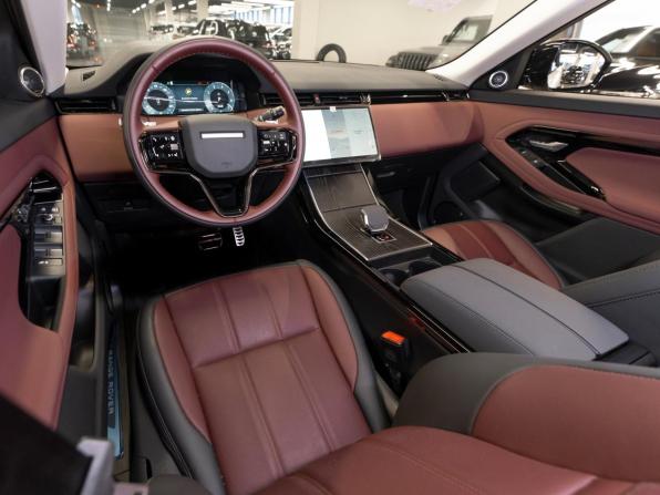 Land Rover Range Rover Evoque II Рестайлинг с пробегом 2025 года, цена 5 920 000 рублей, 30 км, внедорожник, Автокод Объявления