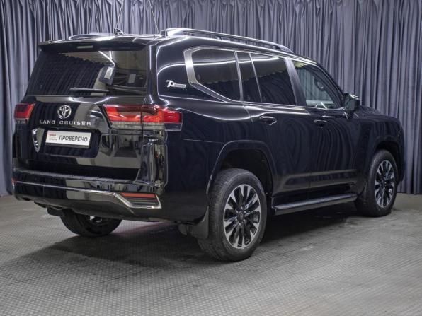 Toyota Land Cruiser 300 Series с пробегом 2022 года, цена 9 200 000 рублей, 124378 км, внедорожник, Автокод Объявления