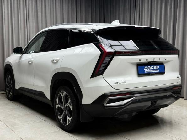Geely Atlas II с пробегом 2024 года, цена 2 979 000 рублей, 28103 км, внедорожник, Автокод Объявления