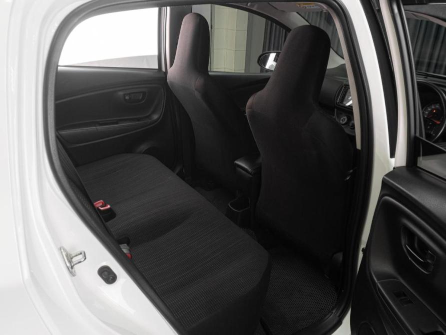 Toyota Vitz III (XP130) Рестайлинг 2 Тюмень  - изображение 11