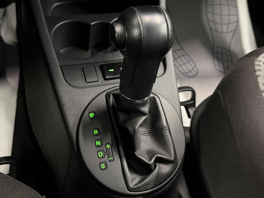 Skoda Roomster I Рестайлинг Псков  - изображение 16