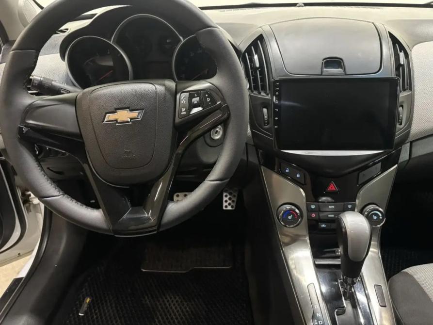 Chevrolet Cruze I Рестайлинг Саратов  - изображение 10