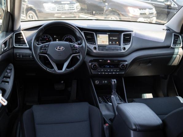Hyundai Tucson III с пробегом 2018 года, цена 1 785 000 рублей, 195980 км, внедорожник, Автокод Объявления