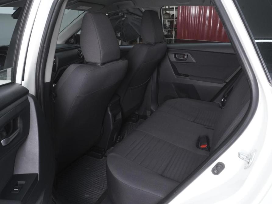 Toyota Auris II Рестайлинг Ростов-на-Дону  - изображение 11