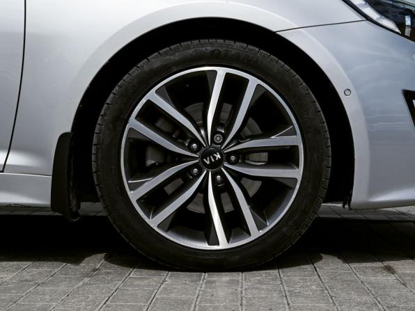 Kia Optima III Рестайлинг с пробегом 2015 года, цена 1 435 000 рублей, 205205 км, седан, Автокод Объявления