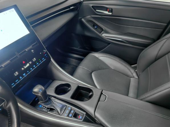 Toyota Avalon V с пробегом 2022 года, цена 3 885 000 рублей, 35658 км, седан, Автокод Объявления