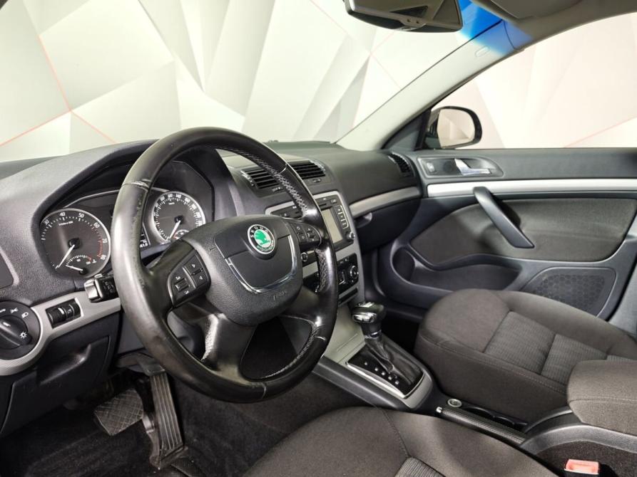 Skoda Octavia II (A5) Рестайлинг Москва  - изображение 19