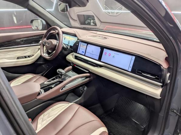 Geely Monjaro I с пробегом 2023 года, цена 2 840 000 рублей, 87630 км, внедорожник, Автокод Объявления