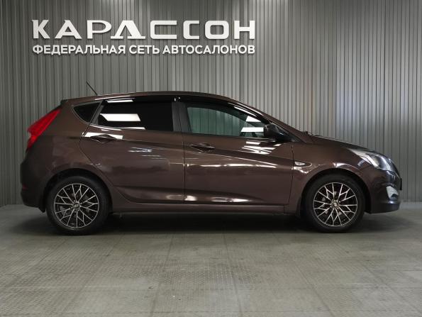Hyundai Solaris I Рестайлинг с пробегом 2016 года, цена 910 000 рублей, 200378 км, хэтчбек, Автокод Объявления