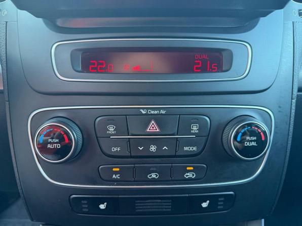 Kia Sorento II Рестайлинг с пробегом 2013 года, цена 1 095 000 рублей, 305377 км, внедорожник, Автокод Объявления