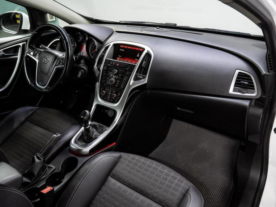 Opel Astra J Рестайлинг Тюмень  - изображение 15