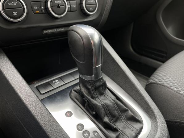 Volkswagen Jetta VI с пробегом 2012 года, цена 999 000 рублей, 168119 км, седан, Автокод Объявления