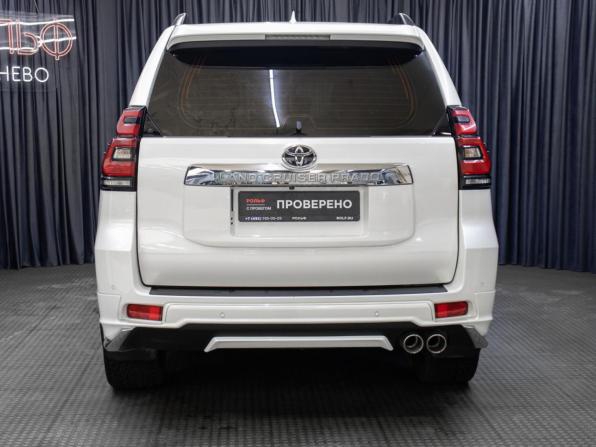 Toyota Land Cruiser Prado 150 Series Рестайлинг 2 с пробегом 2018 года, цена 5 898 000 рублей, 63947 км, внедорожник, Автокод Объявления