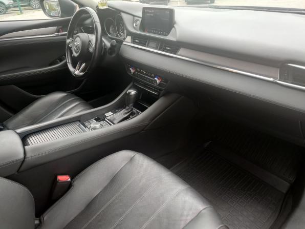 Mazda 6 III (GJ) Рестайлинг 2 с пробегом 2022 года, цена 3 000 000 рублей, 36107 км, седан, Автокод Объявления