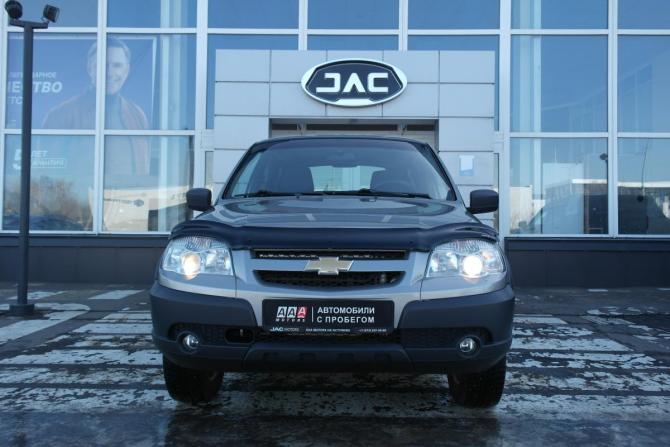Chevrolet Niva I Рестайлинг с пробегом 2017 года, цена 610 000 рублей, 137000 км, внедорожник, Автокод Объявления