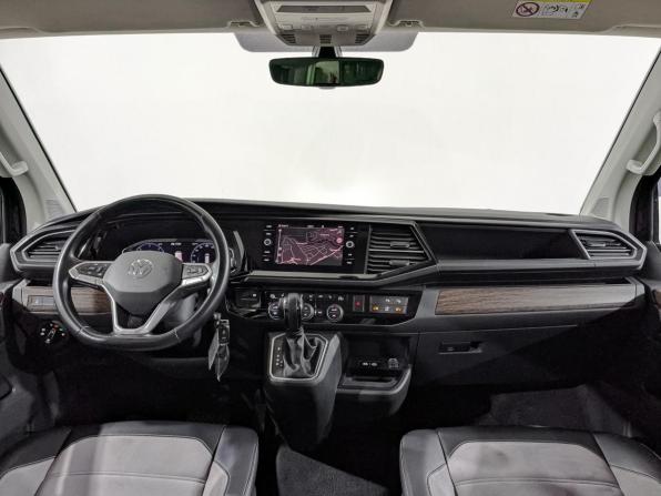 Volkswagen Multivan T6 Рестайлинг с пробегом 2021 года, цена 6 360 000 рублей, 97953 км, минивэн, Автокод Объявления