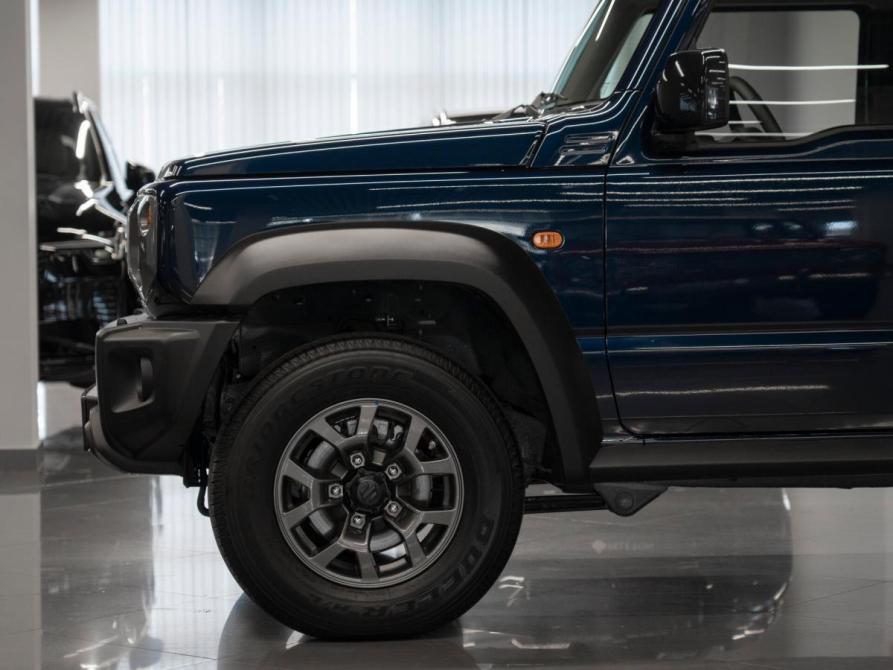 Suzuki Jimny IV Москва  - изображение 7