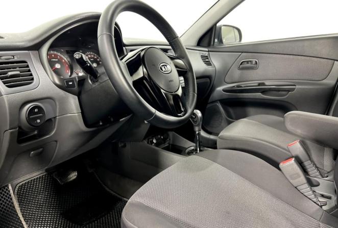 Kia Rio II Рестайлинг с пробегом 2010 года, цена 670 000 рублей, 86288 км, хэтчбек, Автокод Объявления