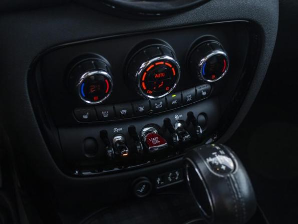 Mini Clubman II с пробегом 2017 года, цена 2 199 000 рублей, 94240 км, универсал, Автокод Объявления