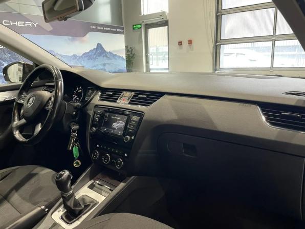 Skoda Octavia III (A7) с пробегом 2013 года, цена 859 000 рублей, 277000 км, лифтбек, Автокод Объявления