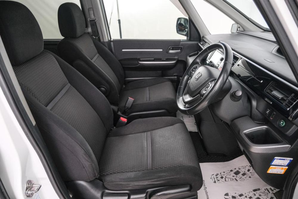 Honda Stepwgn V Красноярск  - изображение 8