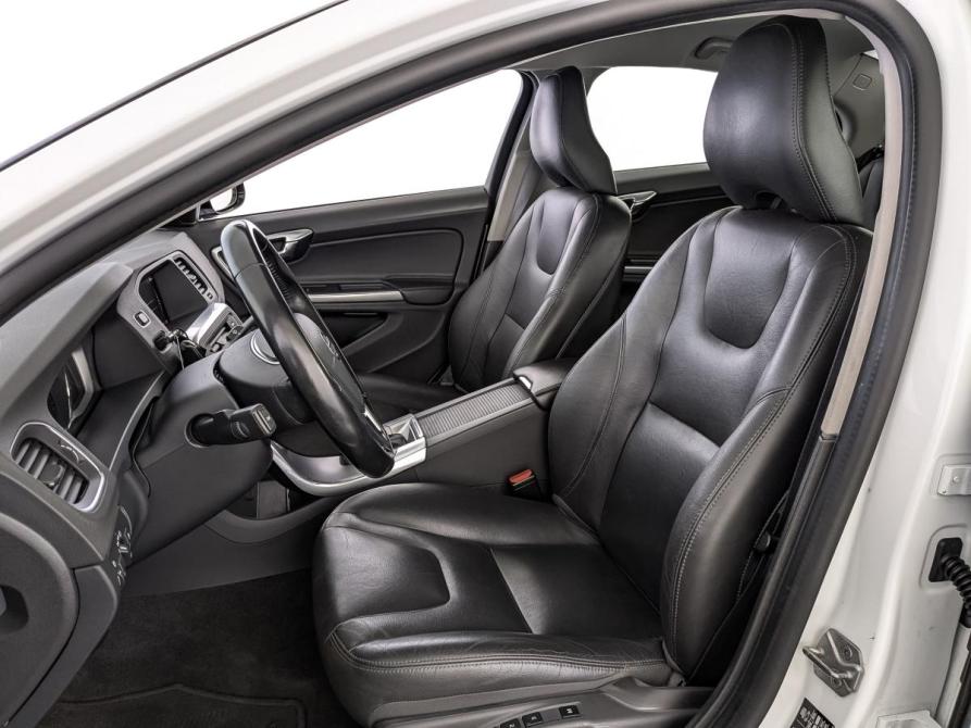 Volvo S60 Cross Country Москва  - изображение 20