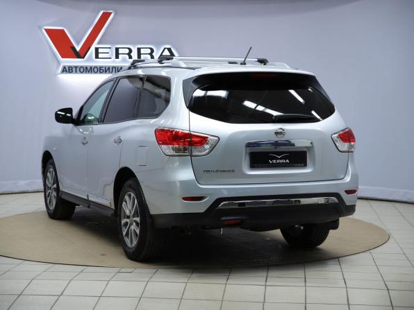 Nissan Pathfinder IV с пробегом 2016 года, цена 1 690 000 рублей, 140210 км, внедорожник, Автокод Объявления