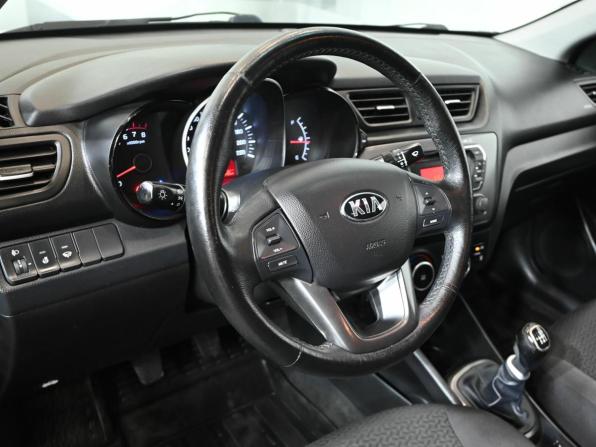 Kia Rio III с пробегом 2015 года, цена 870 000 рублей, 185912 км, седан, Автокод Объявления