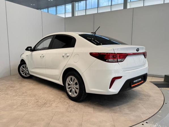 Kia Rio IV с пробегом 2020 года, цена 1 270 000 рублей, 311310 км, седан, Автокод Объявления