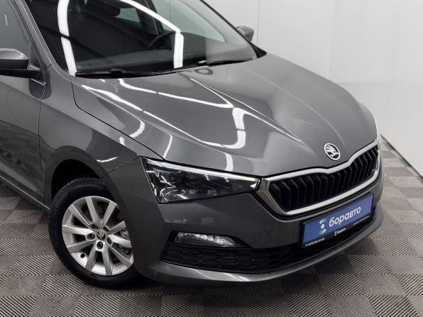 Skoda Rapid II с пробегом 2022 года, цена 1 710 000 рублей, 121457 км, лифтбек, Автокод Объявления