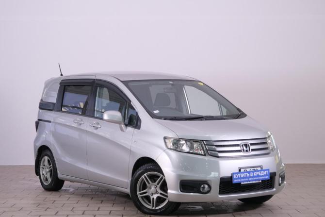 Honda Freed I с пробегом 2011 года, цена 1 199 000 рублей, 135000 км, компактвэн, Автокод Объявления