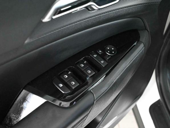 Kia Sportage V с пробегом 2023 года, цена 3 675 000 рублей, 56072 км, внедорожник, Автокод Объявления