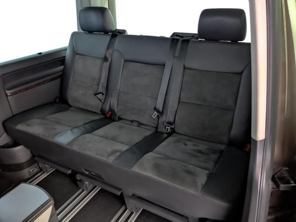 Volkswagen Multivan T5 Рестайлинг с пробегом 2012 года, цена 2 750 000 рублей, 122609 км, минивэн, Автокод Объявления