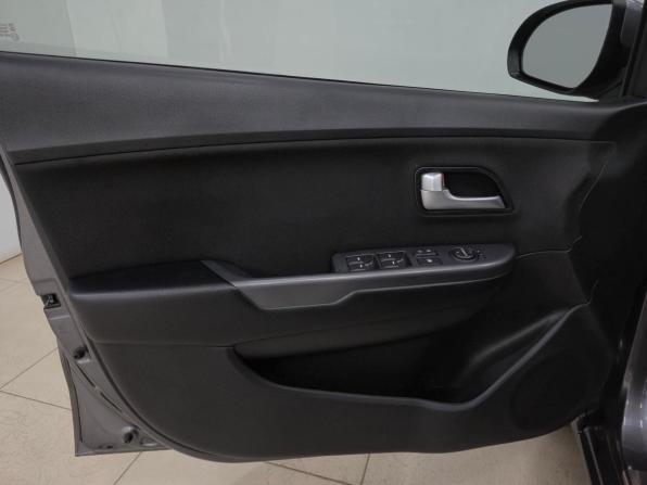 Kia Rio III Рестайлинг с пробегом 2017 года, цена 1 050 000 рублей, 166982 км, седан, Автокод Объявления