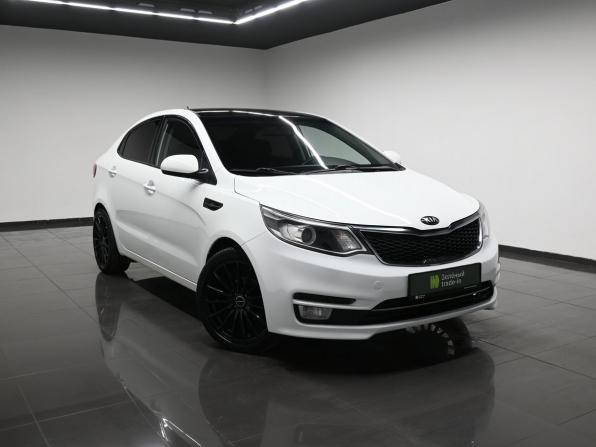 Kia Rio III Рестайлинг с пробегом 2016 года, цена 895 000 рублей, 215971 км, седан, Автокод Объявления